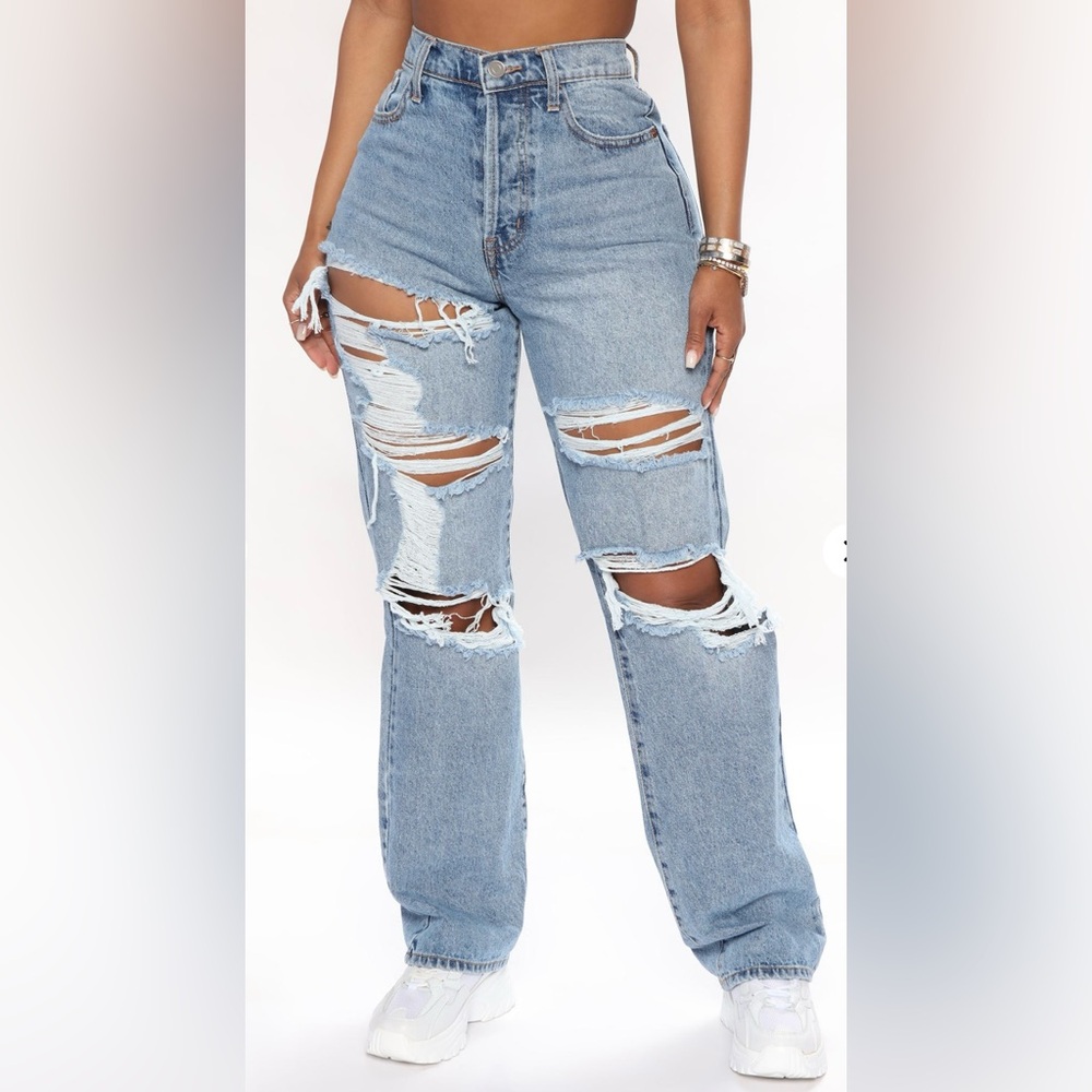 Size 13 Fashion Nova Jeans. High waisted